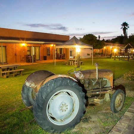 Culdesac Guesthouse Oudtshoorn Esterno foto