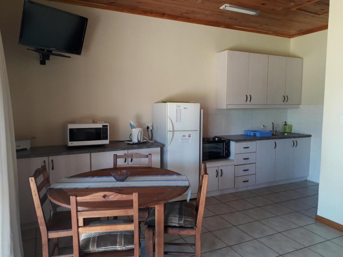 Culdesac Guesthouse Oudtshoorn Esterno foto