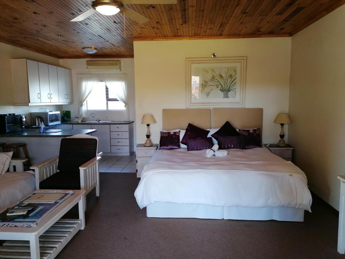 Culdesac Guesthouse Oudtshoorn Esterno foto