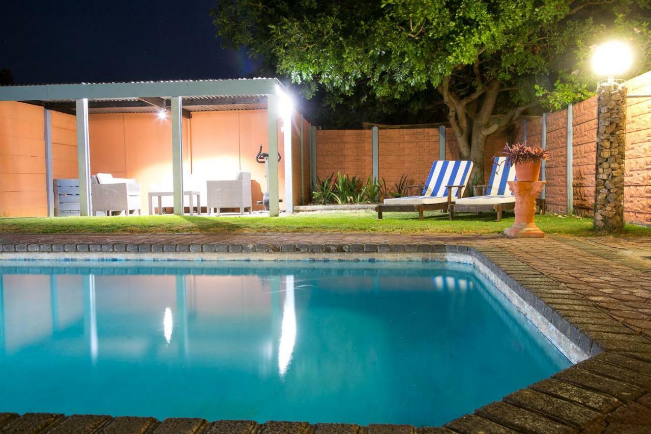 Culdesac Guesthouse Oudtshoorn Esterno foto