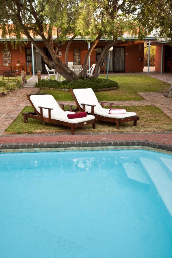 Culdesac Guesthouse Oudtshoorn Esterno foto